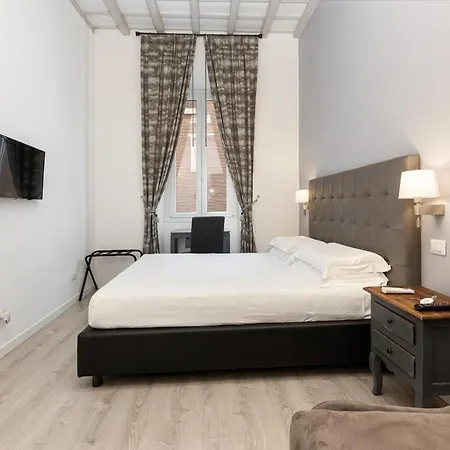 Spagna Boutique 4*