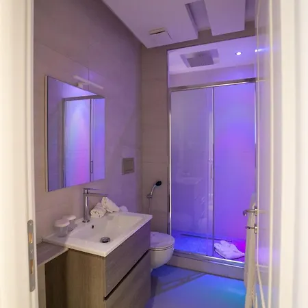 Гостевой дом Spagna Boutique 4*