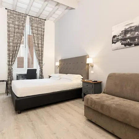 Spagna Boutique بيت ضيافة 3*